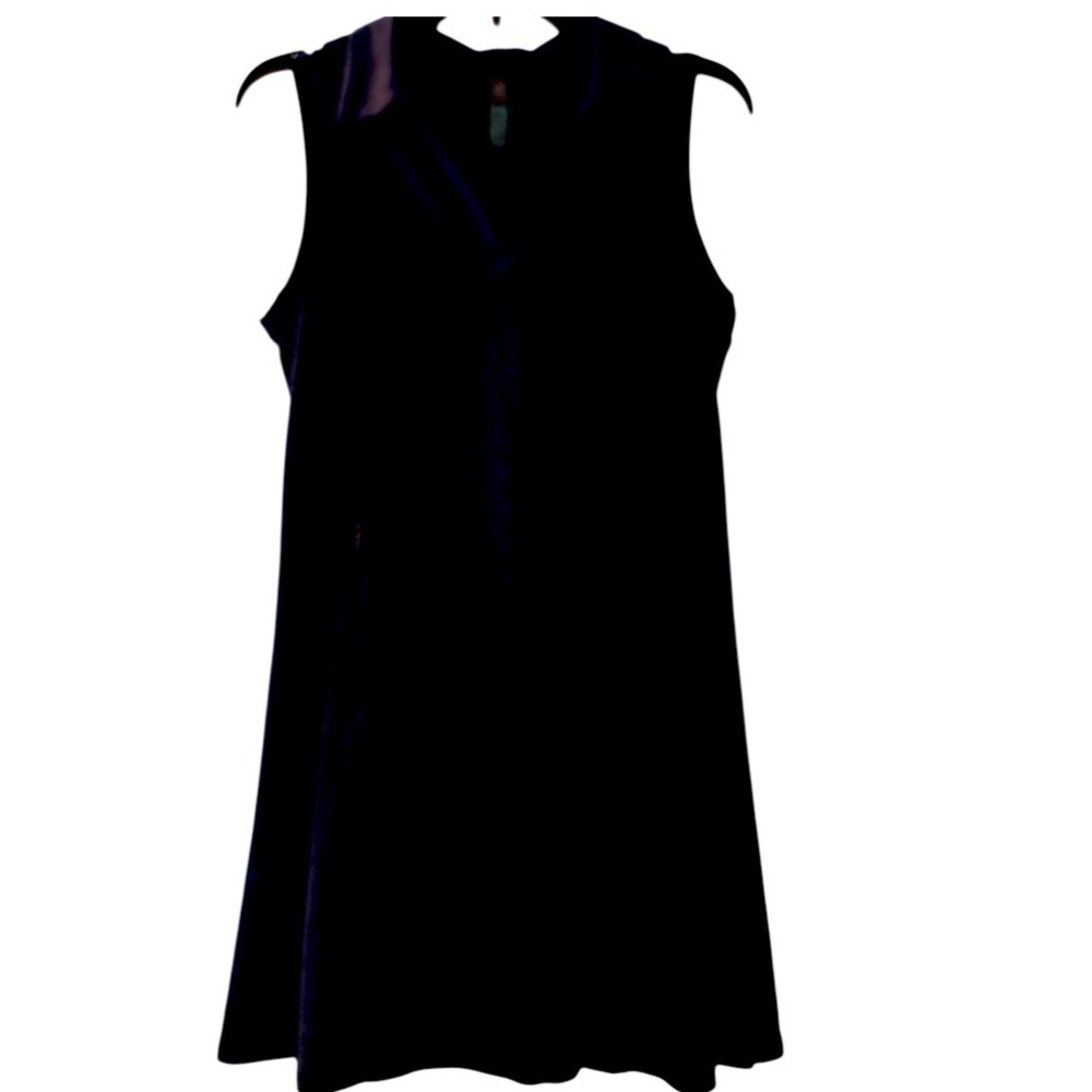 KYODAN tennis dress, size M, dark blue with eyelet overlays, zip pockets, collar